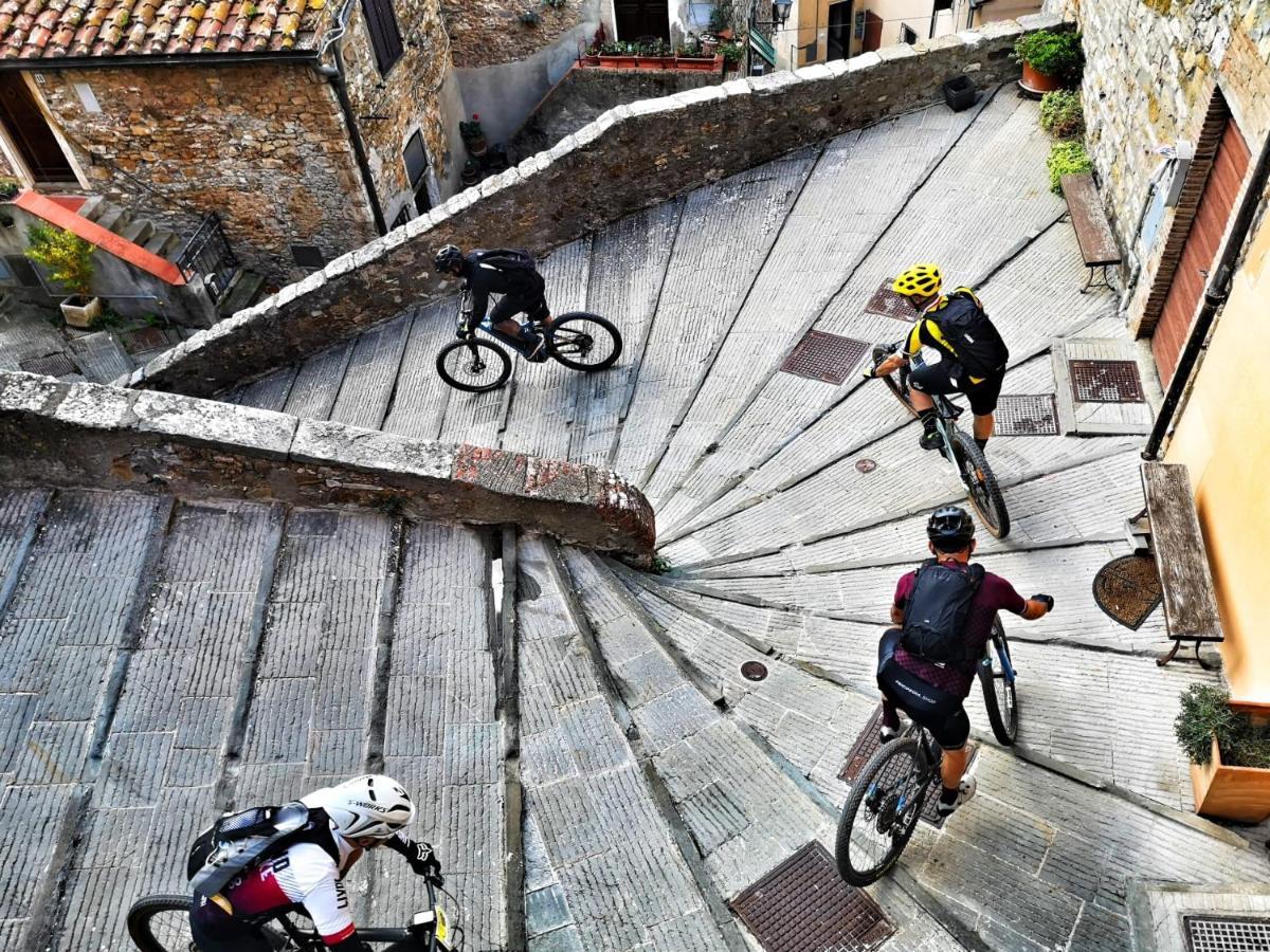 Camere Vecchia Fonte Campiglia Marittima Dış mekan fotoğraf